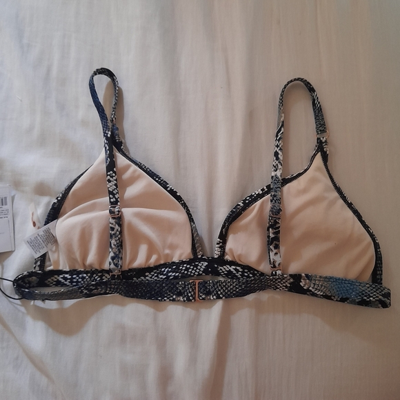 ● Shade & Shore | NWT Snake Print Bikini Top - Picture 5 of 13